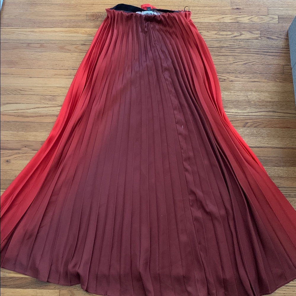 Delfi Collective Giselle Pleated Ombré Satin Maxi Dress - Picture 6 of 7